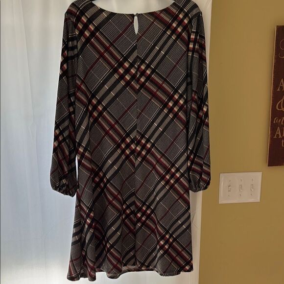 Jessica Howard Black/Red/Tan plaid Sheath Dress 3/4 Cuffed Sleeves - Picture 2 of 9